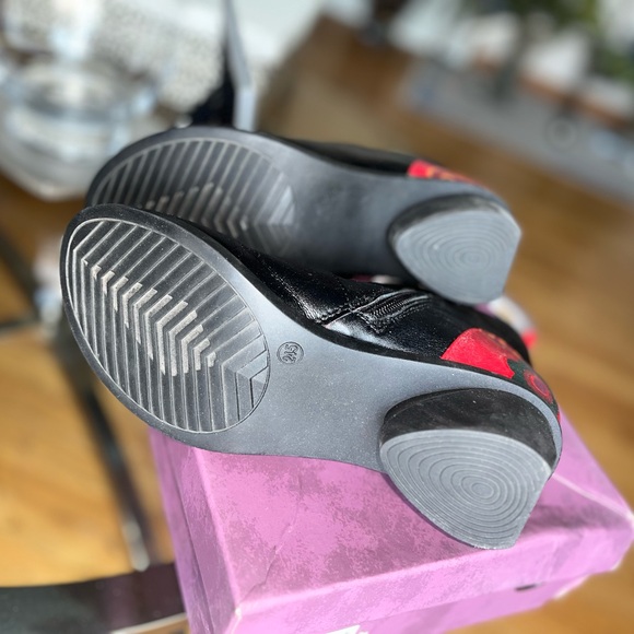 Black and Red Double bow leather ankle boots - Picture 6 of 6